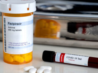 Ilustrasi Obat Covid-19. Foto: Shutter Stock