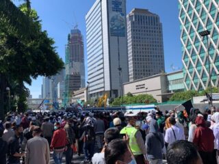 Massa Aksi Reuni Pa 212 Bergerak Ke Arah Jalan Sudirman, Kamis (2/12). Foto: Nugroho Gn/Kumparan
