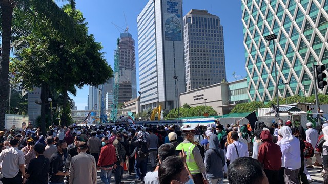 Massa Aksi Reuni Pa 212 Bergerak Ke Arah Jalan Sudirman, Kamis (2/12). Foto: Nugroho Gn/Kumparan