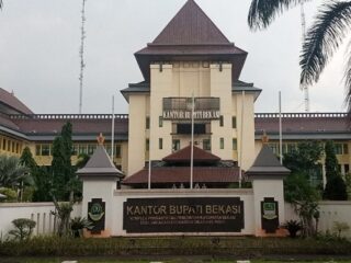 Mengungkap Kecurigaan Penyimpangan Dana Bos Sekolah Dasar Dan Smp Di Kabupaten Bekasi. Bagian-1