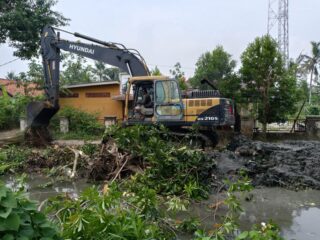 Proyek Normalisasi Siluman Di Dinas Sda Bmbk Kabupaten Bekasi Dikerjakan Asal Jadi Duit